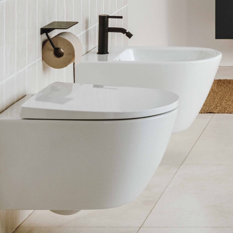 WALL-HUNG WC ONA